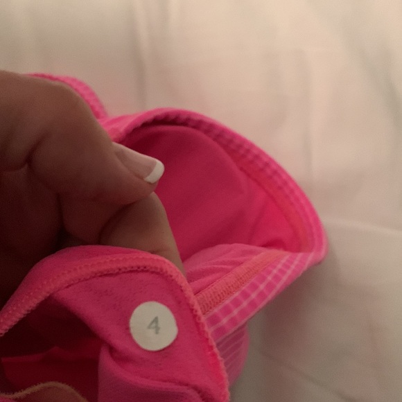 🍋Lululemon Free To Be Bra in Seven Wonders- pink & black - Picture 3 of 6